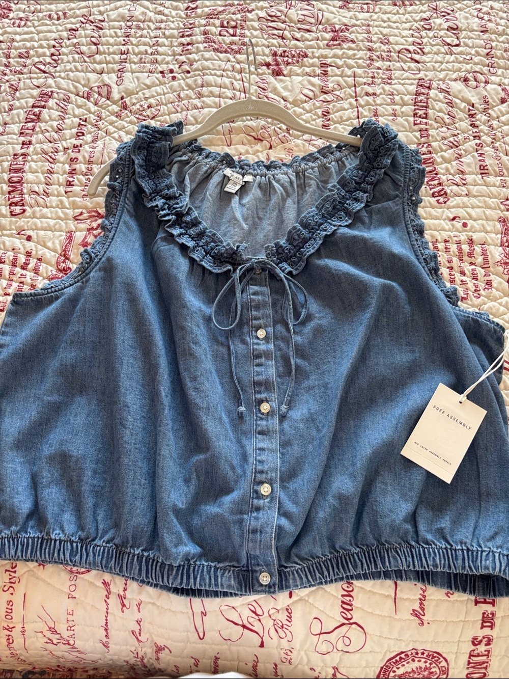 NWT Denim Ruffle-Trim Button Front Blouse by Free Assembly SZ XXL-20